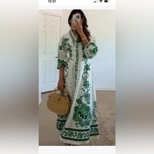 New dress Linen- Never Worn no tags.  Size Small